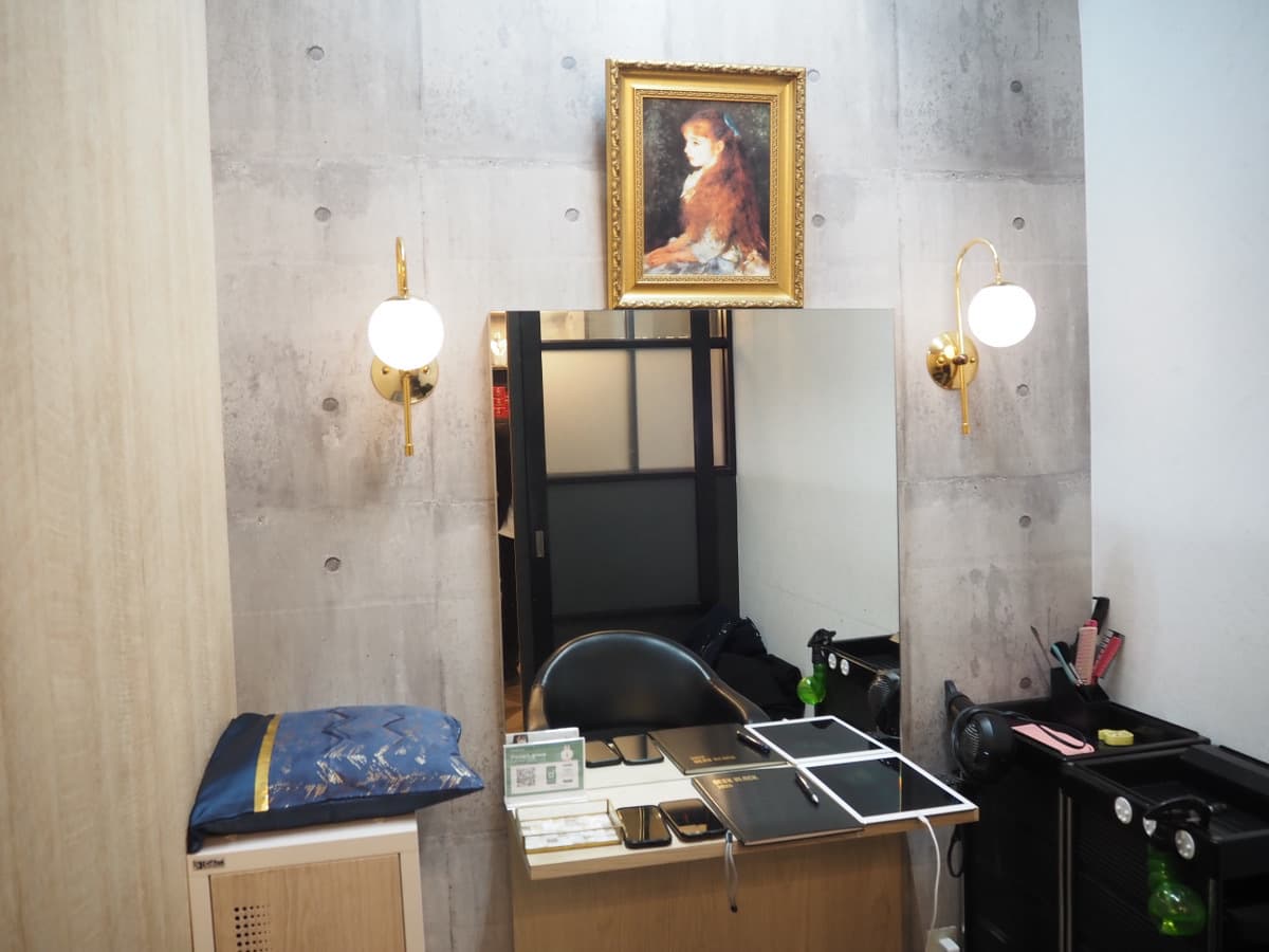 美容室・美容院のPOSレジ・セルフレジ・電子カルテ Salon de Net(サロンドネット)RITZ 代官山 ECLART サロン内装イメージ写真